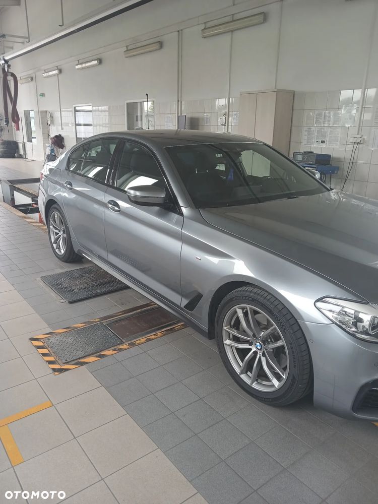 BMW Seria 5 520d Efficient Dynamics M Sport sport - 19