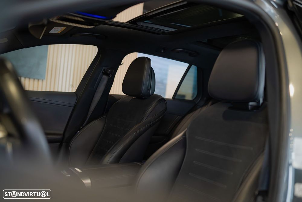 Mercedes-Benz C 300 e AMG Line - 28