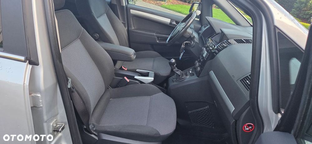 Opel Zafira 1.8 Selection 110 Jahre - 13