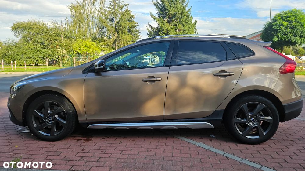 Volvo V40 Cross Country T4 AWD Momentum - 3