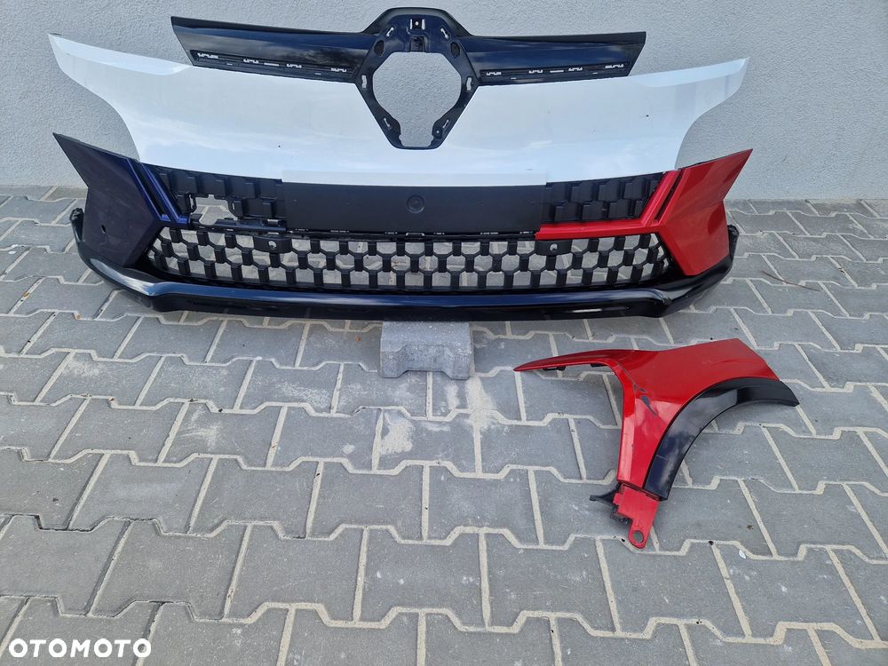 Zderzak Renault Megane 5 V E tech