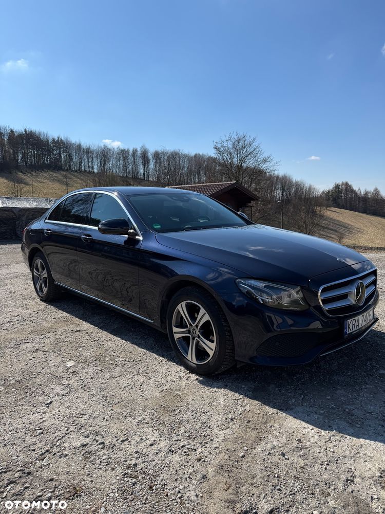 Mercedes-Benz Klasa E 220 d 4-Matic Business Edition 9G-TRONIC - 1