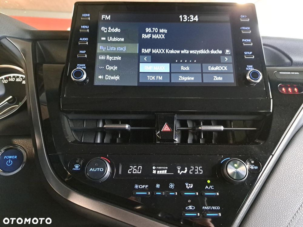 Toyota Camry 2.5 Hybrid Prestige CVT - 21