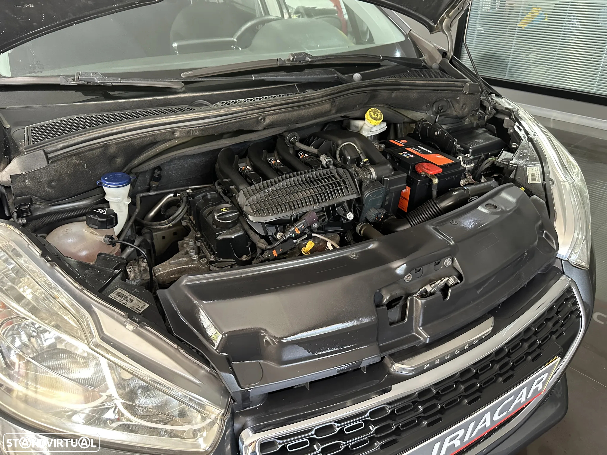 Peugeot 208 1.2 PureTech Style - 29