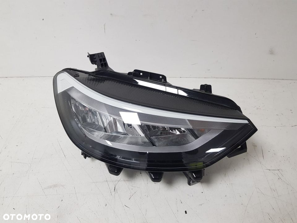 VW ID3 ID.3 LAMPA PRAWA PRZEDNIA PRZÓD  REFLEKTOR FULL LED 10B941006A - 2