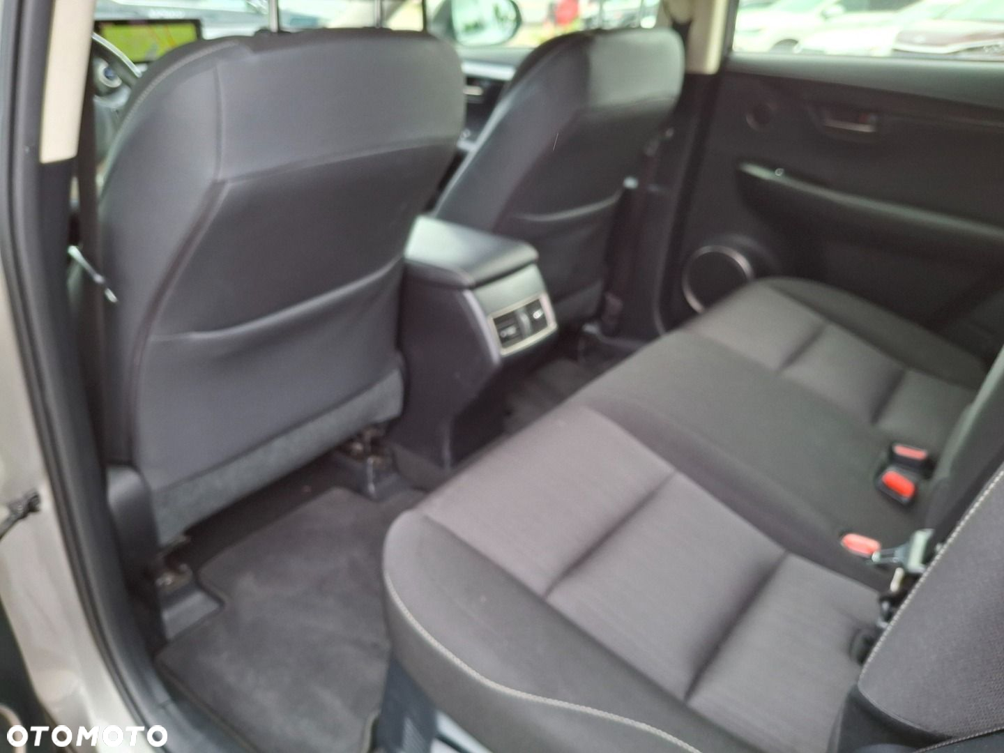 Lexus NX - 10