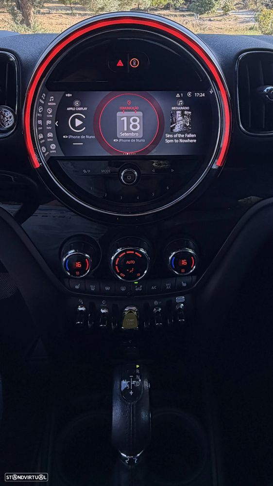 MINI Countryman Cooper SE ALL4 Auto - 13