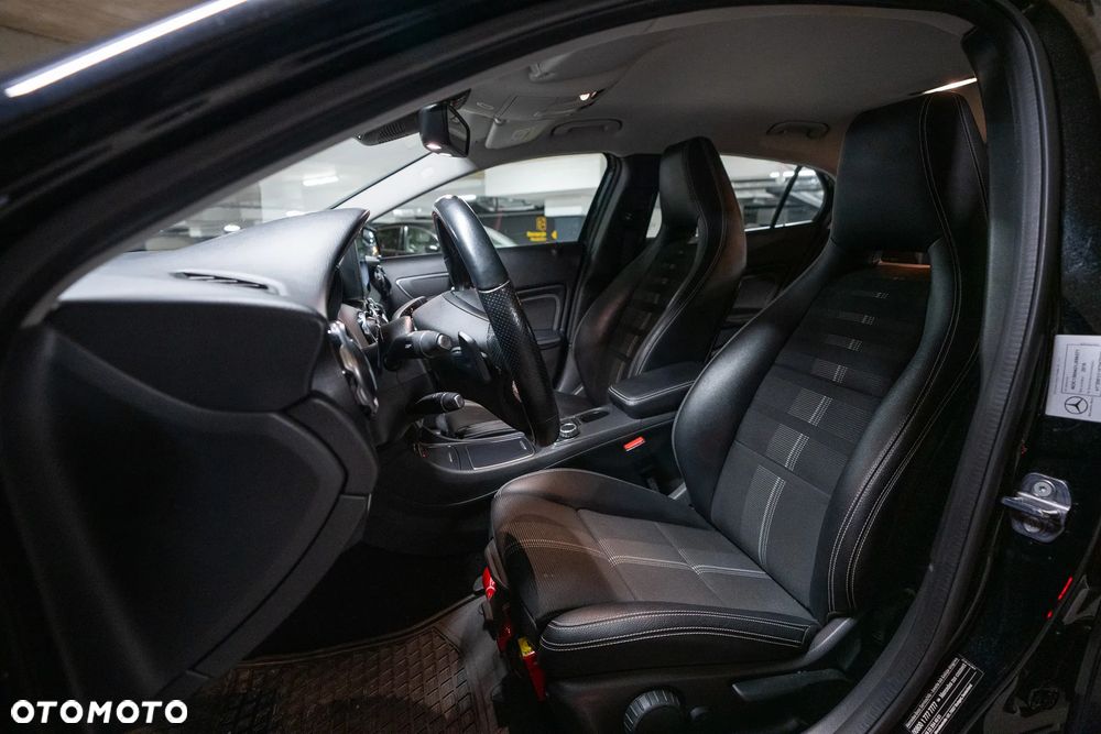 Mercedes-Benz GLA 200 7G-DCT Style - 8