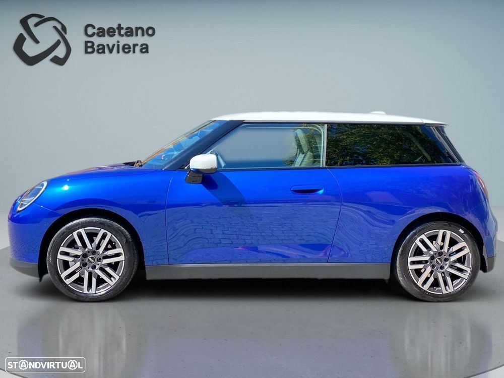 MINI 3 Portas Cooper SE Classic M - 26