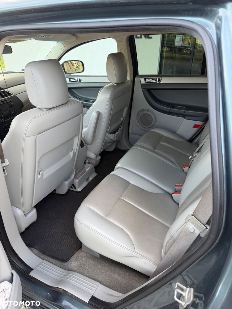 Chrysler Pacifica - 9