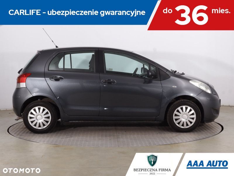 Toyota Yaris - 8