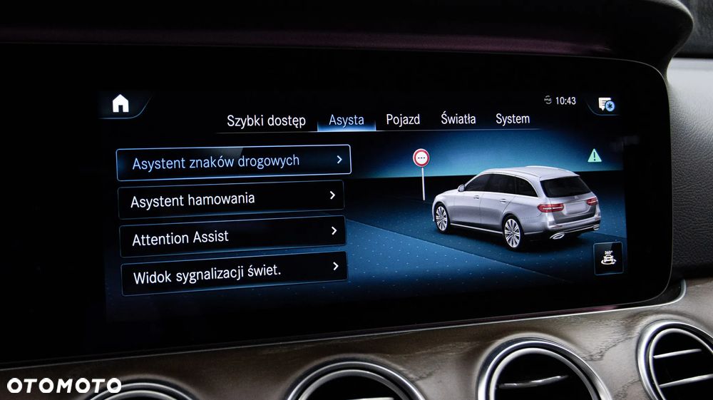 Mercedes-Benz Klasa E 300 de 9G-TRONIC - 26