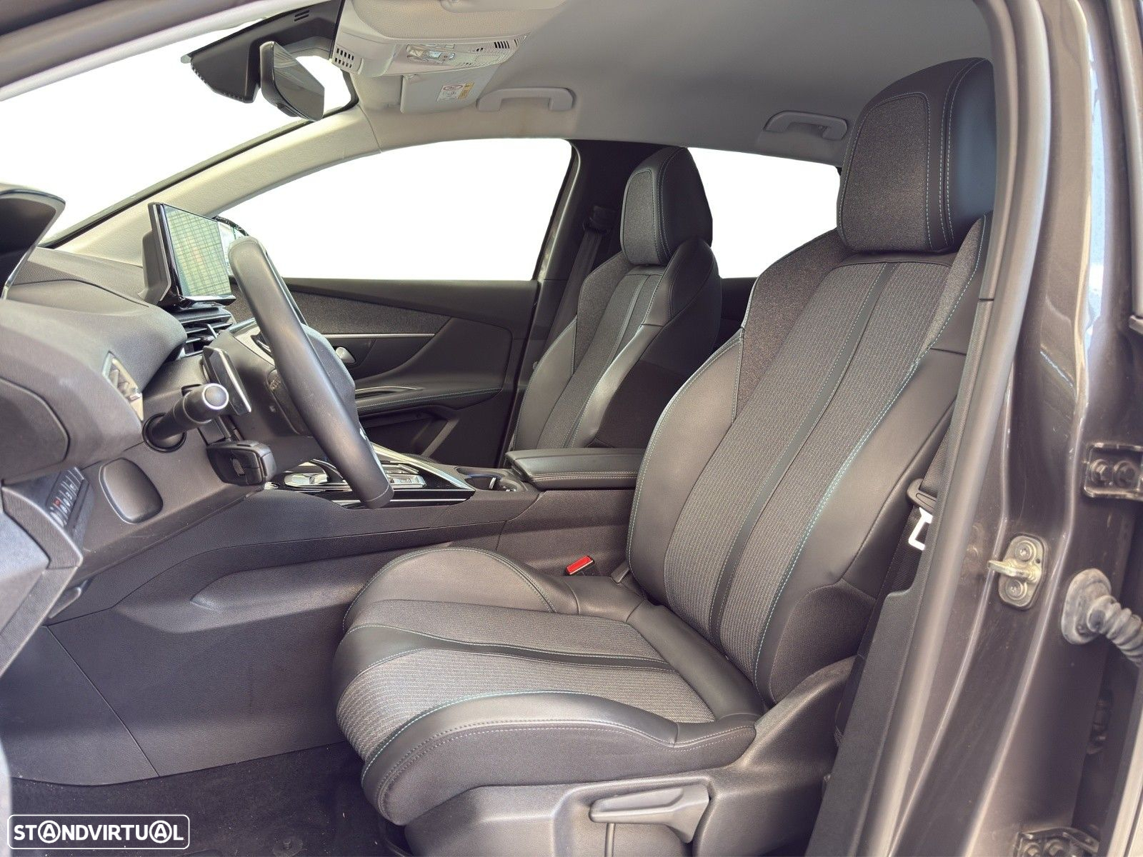 Peugeot 3008 1.6 Hybrid Allure Pack e-EAT8 - 11