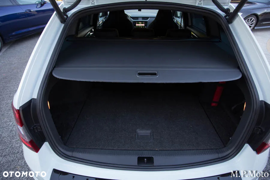 Skoda Octavia 2.0 TDI RS DSG - 38