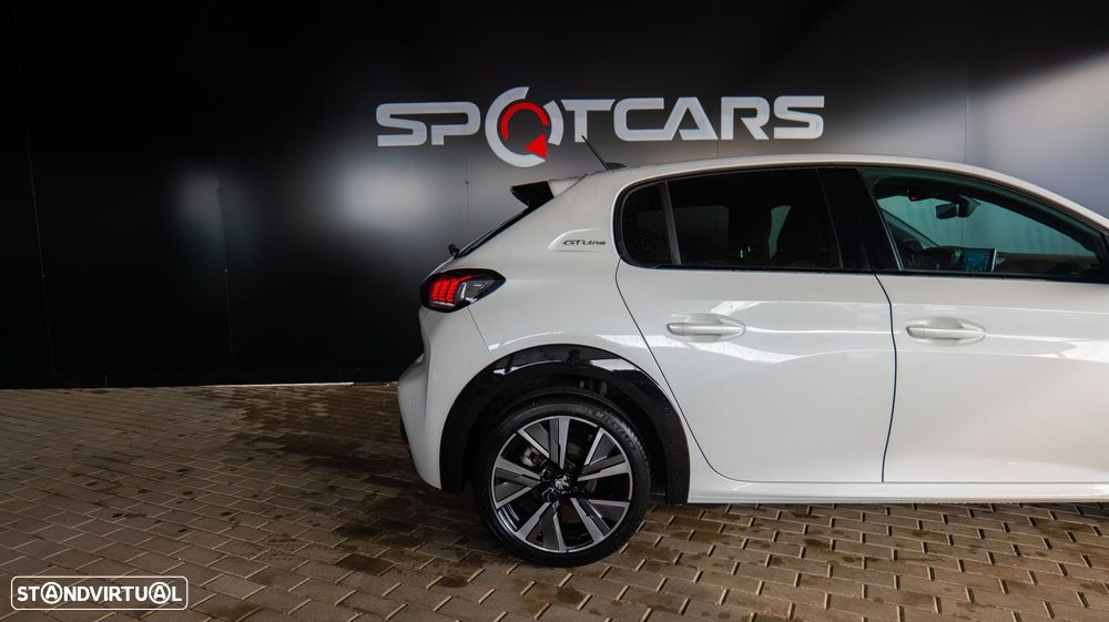 Peugeot 208 1.2 PureTech GT Line - 4