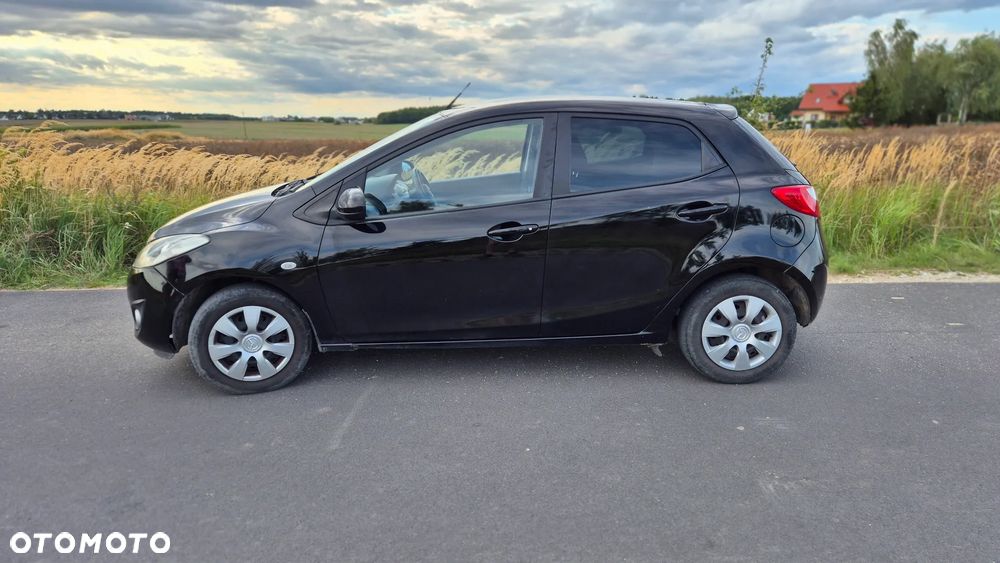 Mazda 2 - 6