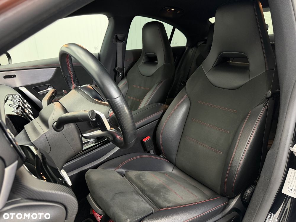 Mercedes-Benz CLA 250 E AMG Line 8G-DCT - 6
