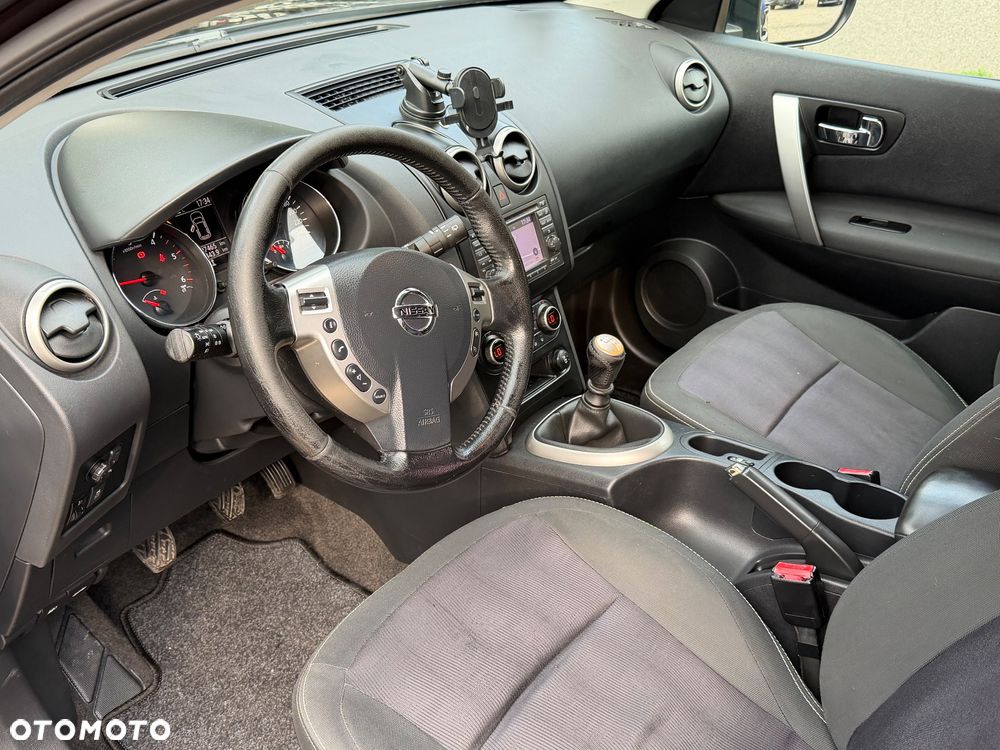 Nissan Qashqai 1.5 dCi DPF visia - 10