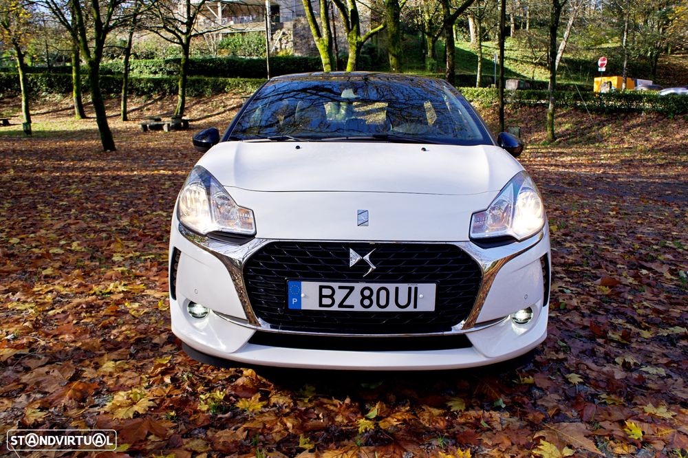 Citroën DS3 1.2 VTi So Chic - 11