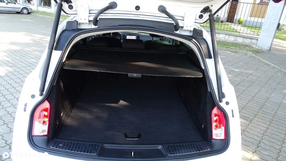 Opel Insignia 2.0 CDTI Sports Tourer ecoFLEXStart/Stop Edition - 9