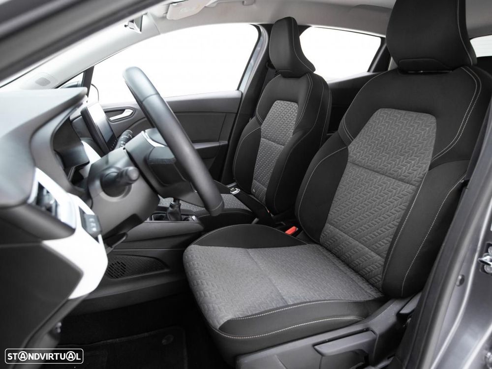 Renault Clio 1.0 TCe Evolution Bi-Fuel - 8