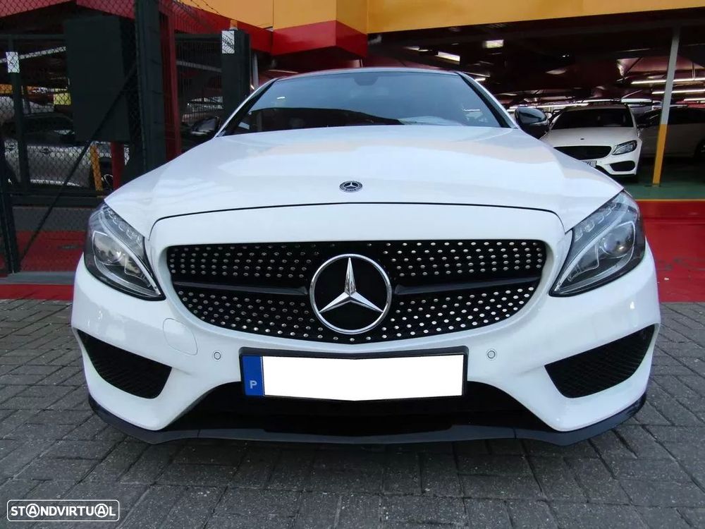 Mercedes-Benz C 220 d 4Matic 9G-TRONIC AMG Line foto 2