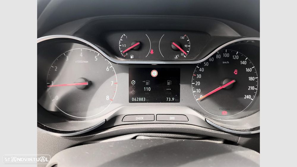 Opel Crossland X 1.2 T Innovation - 15