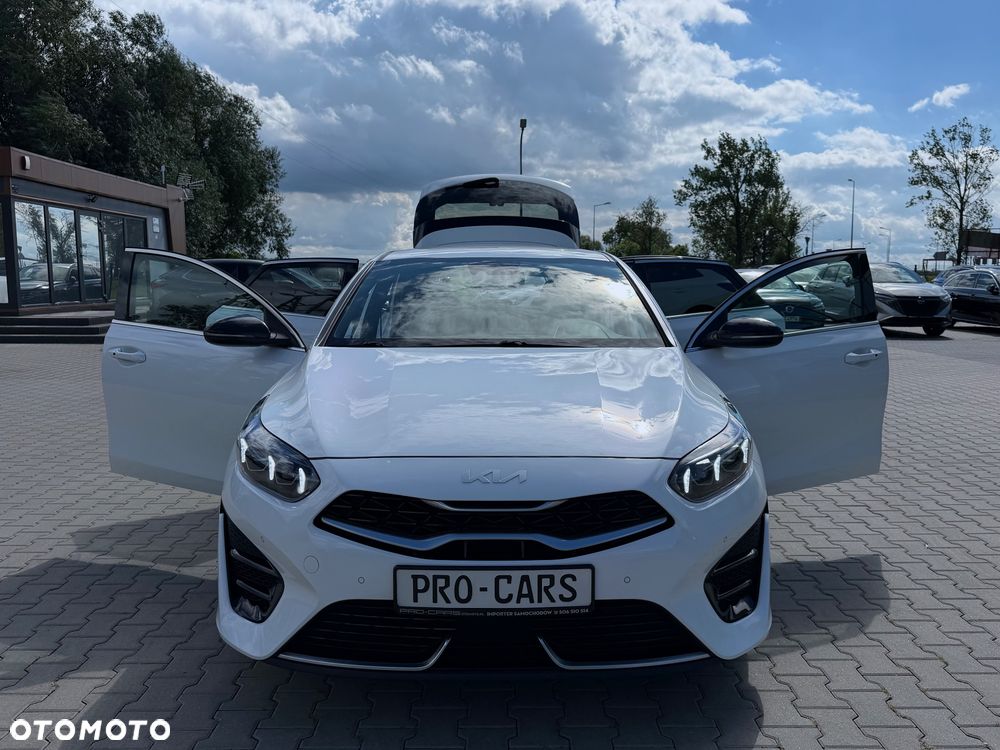 Kia ProCeed 1.5 T-GDI DCT7 OPF GT LINE - 16