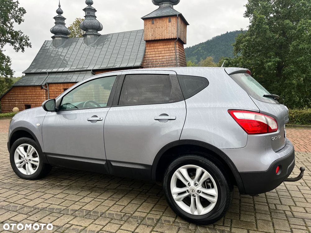 Nissan Qashqai 2010 photo 4