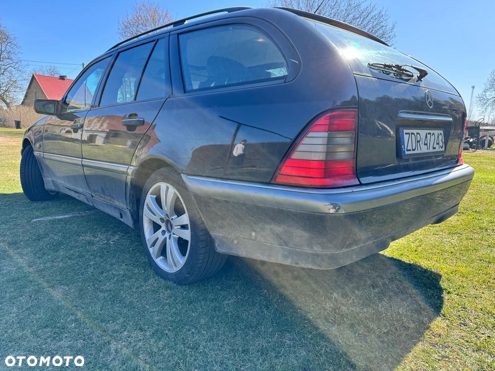 Mercedes-Benz Klasa C - 2