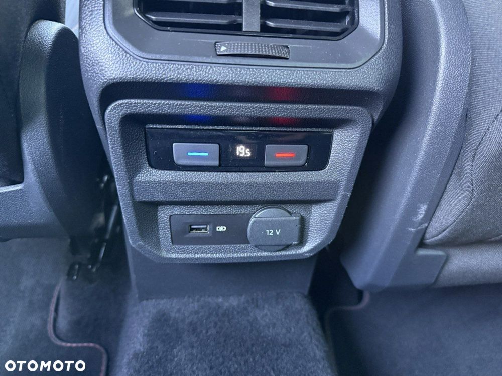 Volkswagen Tiguan - 27