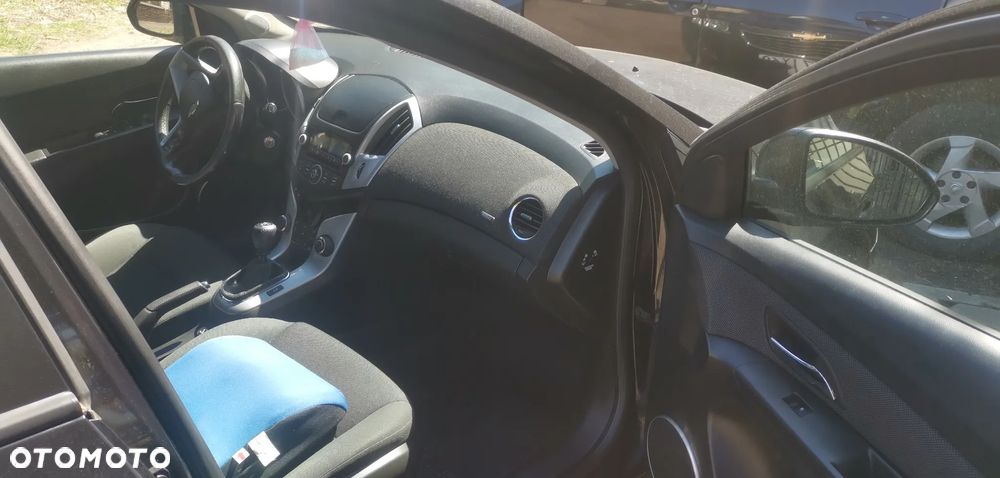 Chevrolet Cruze 1.8 Base - 34