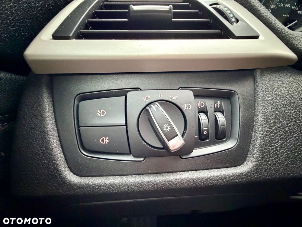 BMW Seria 3 320d xDrive Advantage sport - 26