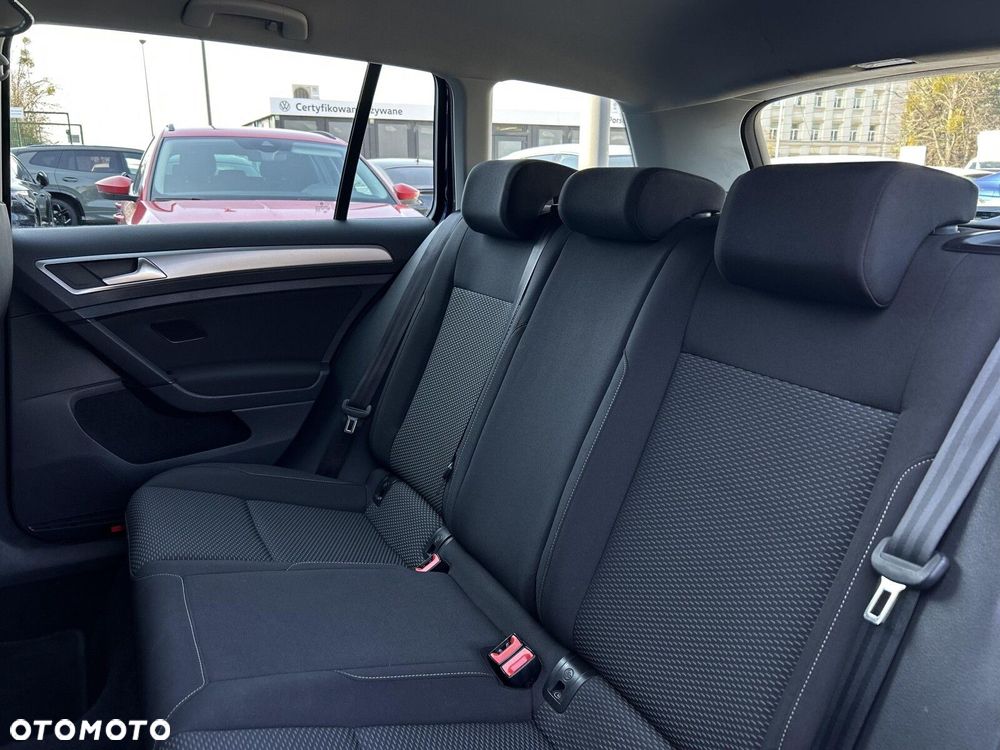 Volkswagen Golf 1.4 TSI BMT Comfortline - 19