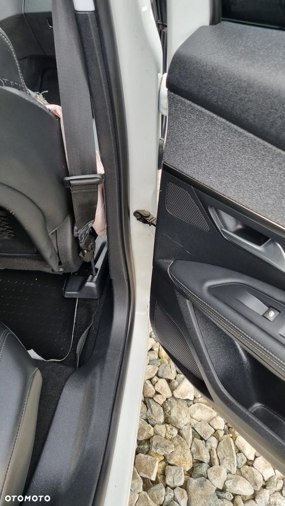 Peugeot 3008 BlueHDi 130 Stop & Start EAT8 Active - 25