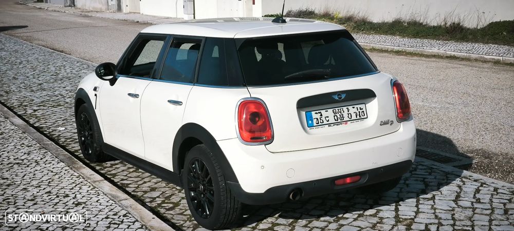 MINI 5 Portas One D - 4