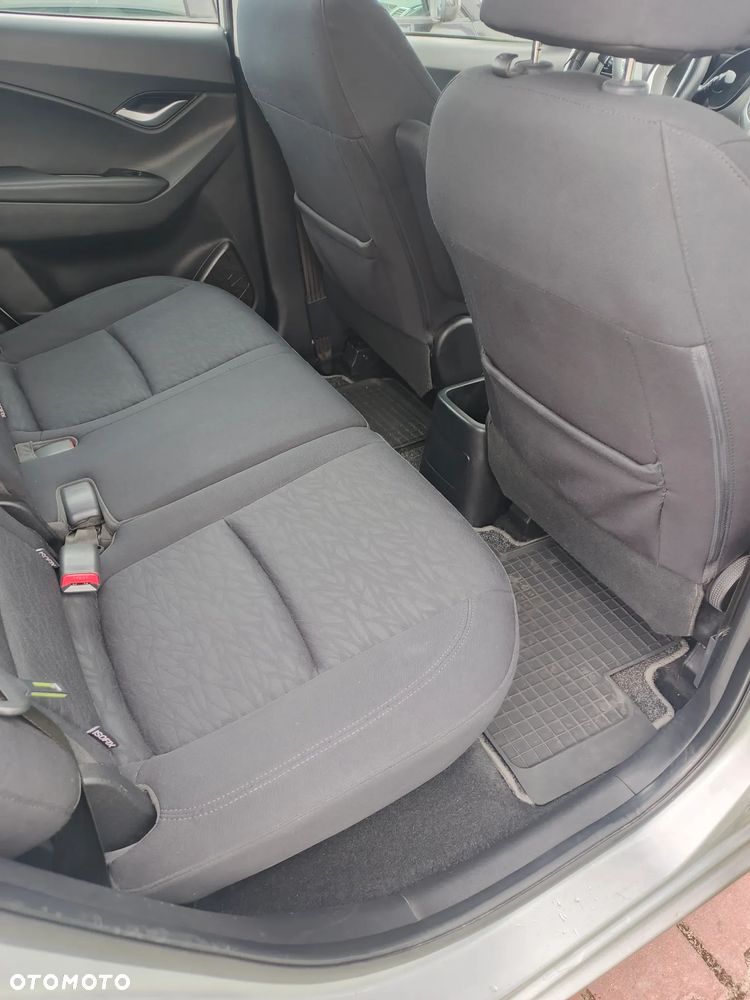 Hyundai ix20 1.4 Classic + - 9