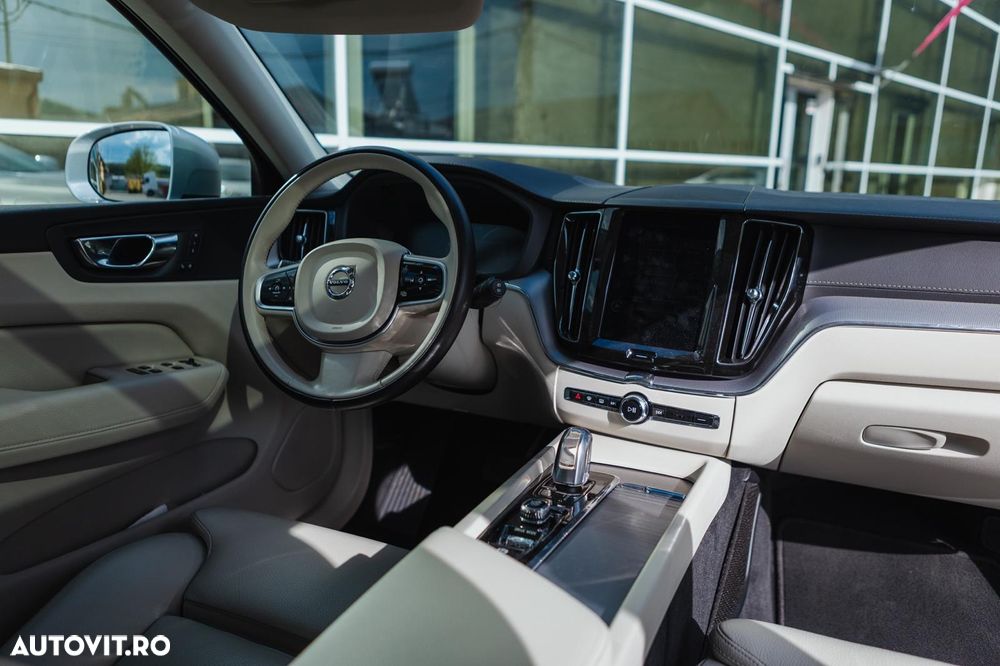 Volvo XC 60 - 16