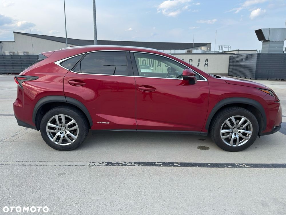 Lexus NX 300h Comfort AWD - 2