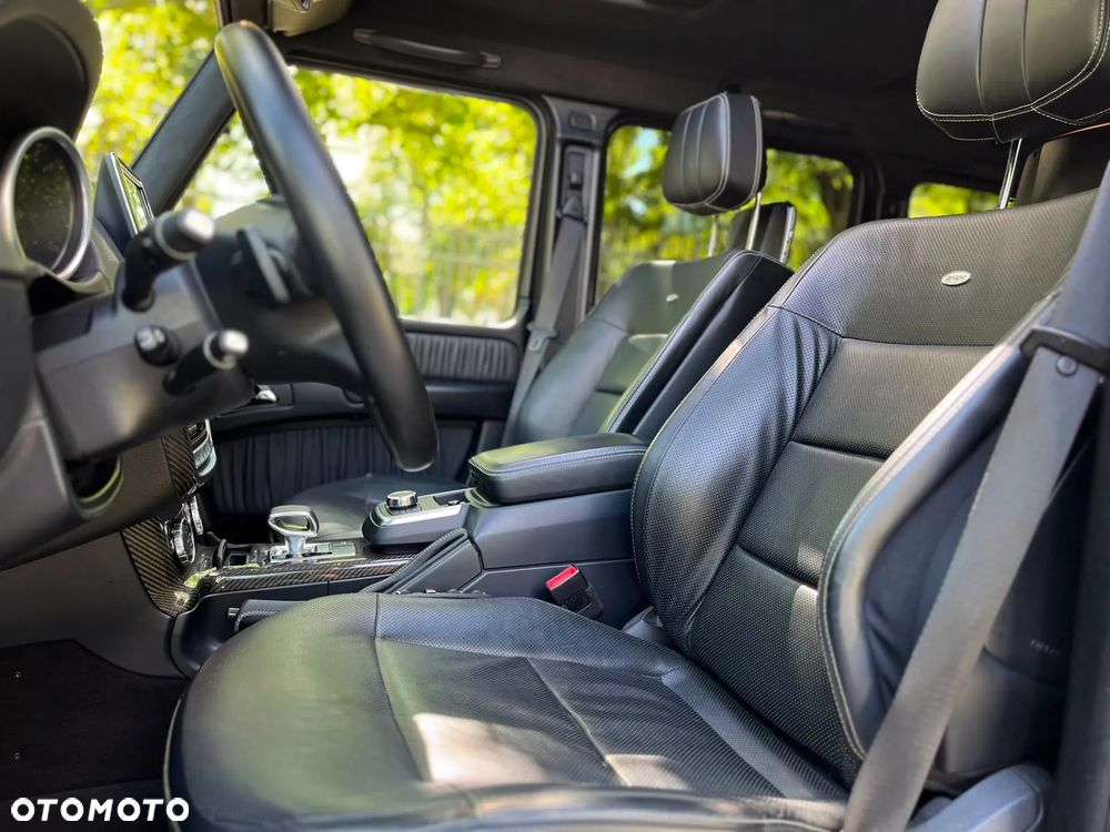 Mercedes-Benz Klasa G 63 AMG AMG SPEEDSHIFT 7G-TRONIC - 24