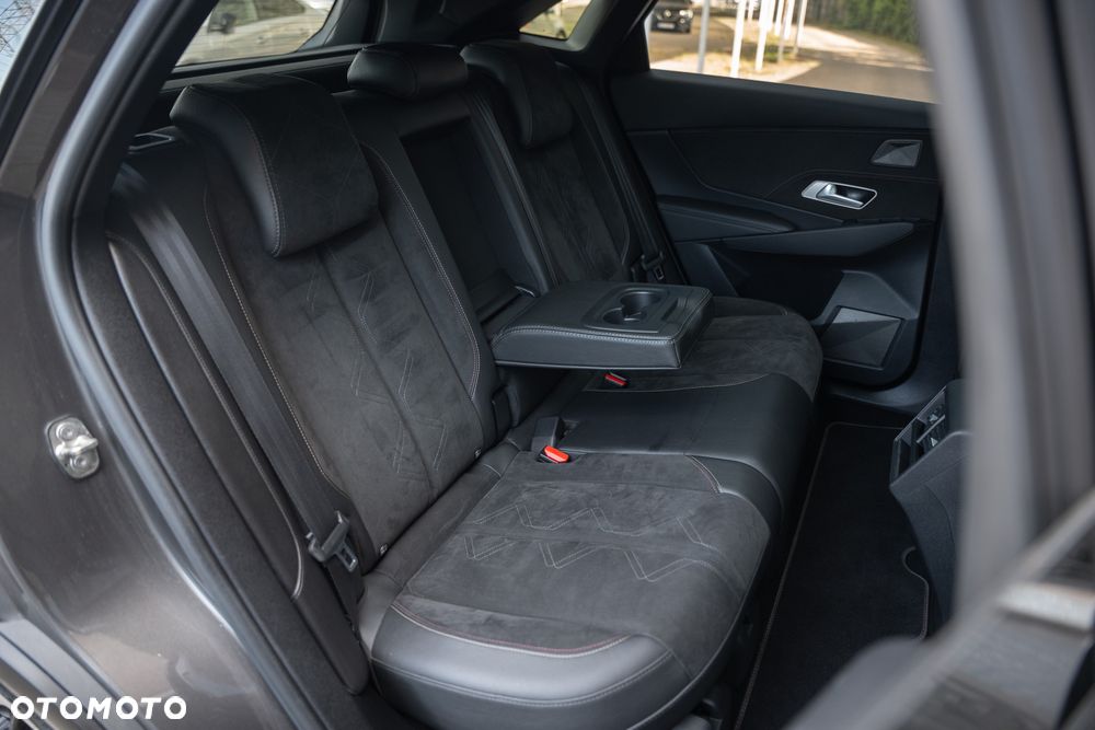 DS Automobiles DS 7 Crossback 1.6 PureTech Performance Line + - 36