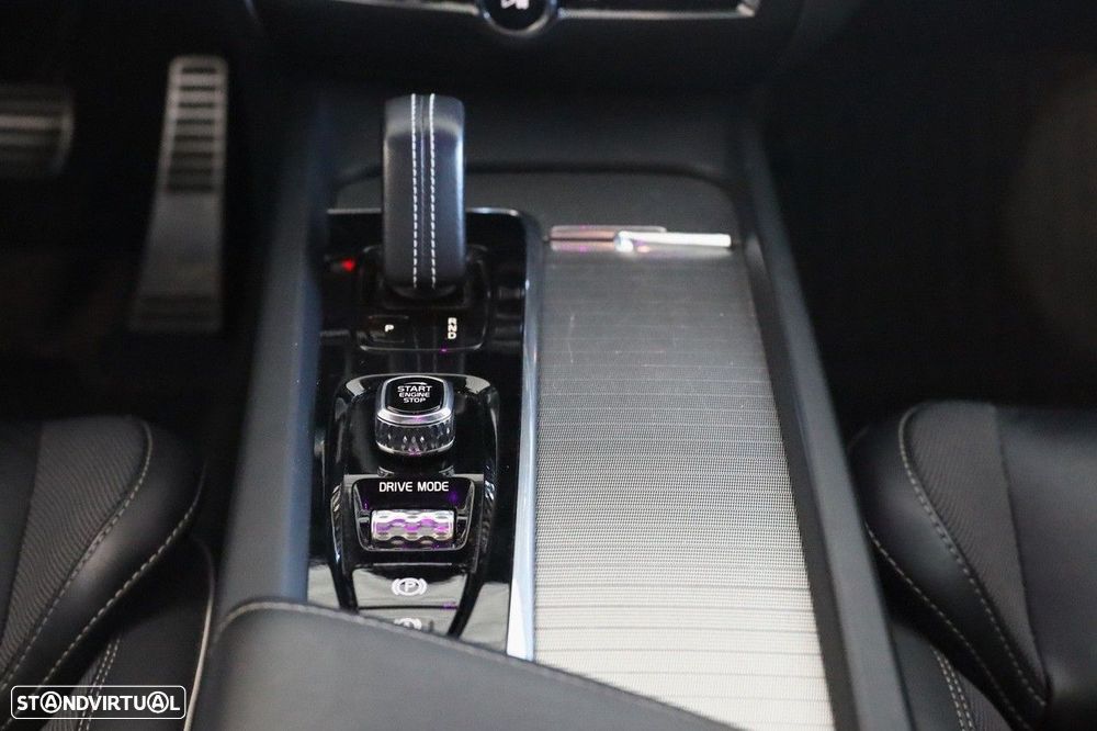 Volvo V60 2.0 B4 R-Design Geartronic - 22