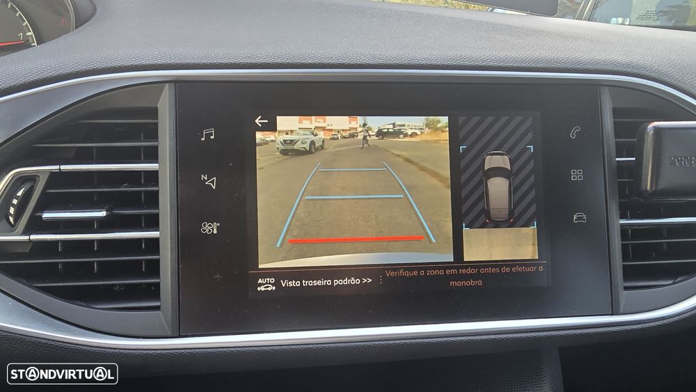 Peugeot 308 1.5 BlueHDi Style - 25