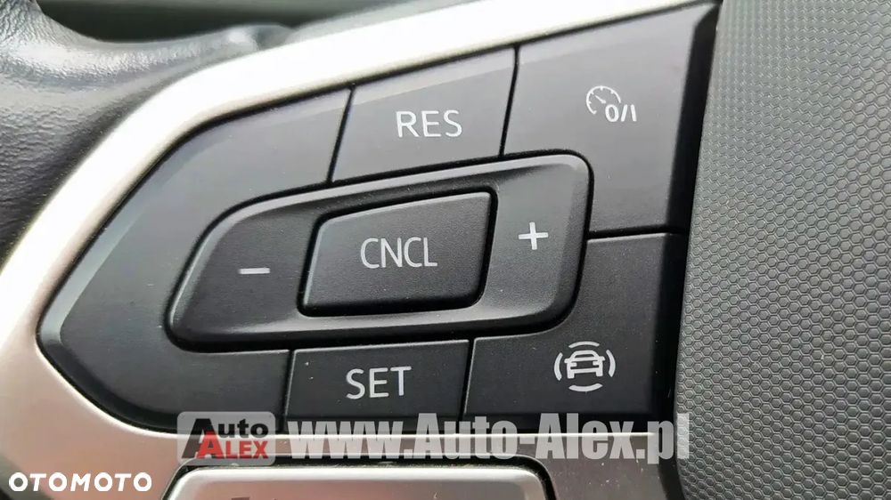 Volkswagen Passat 1.5 TSI EVO Elegance - 14