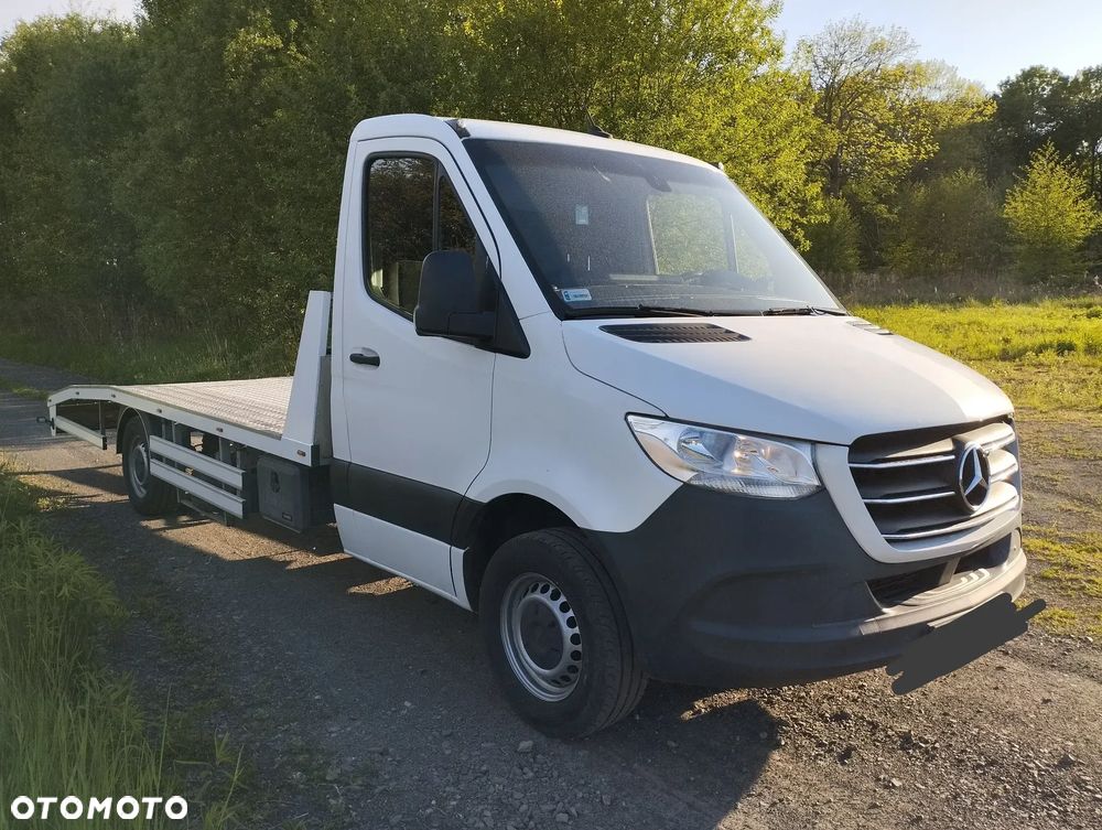 Mercedes-Benz Sprinter - 5