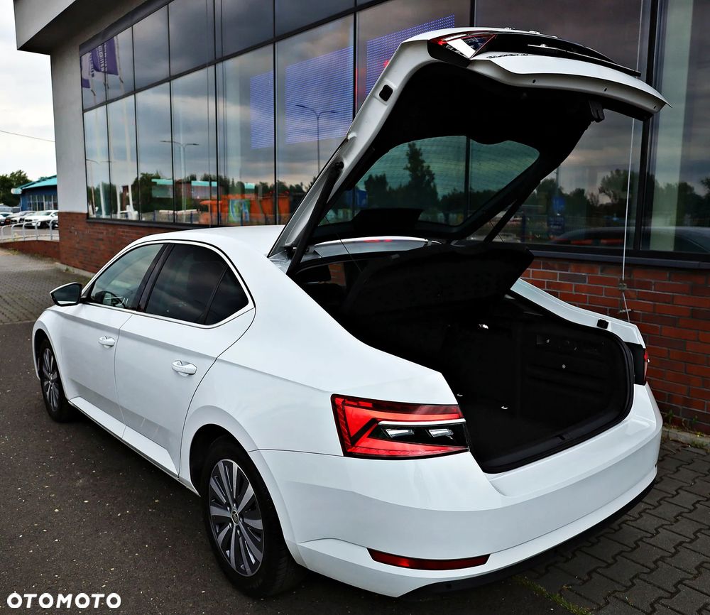 Skoda Superb 2.0 TSI Style DSG - 16