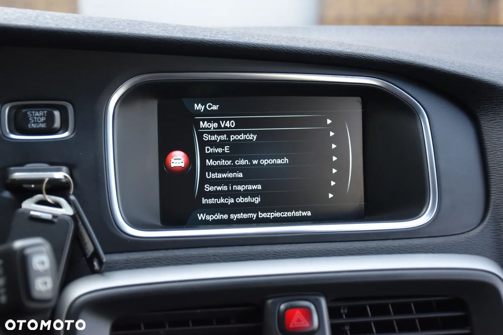 Volvo V40 D2 - 23