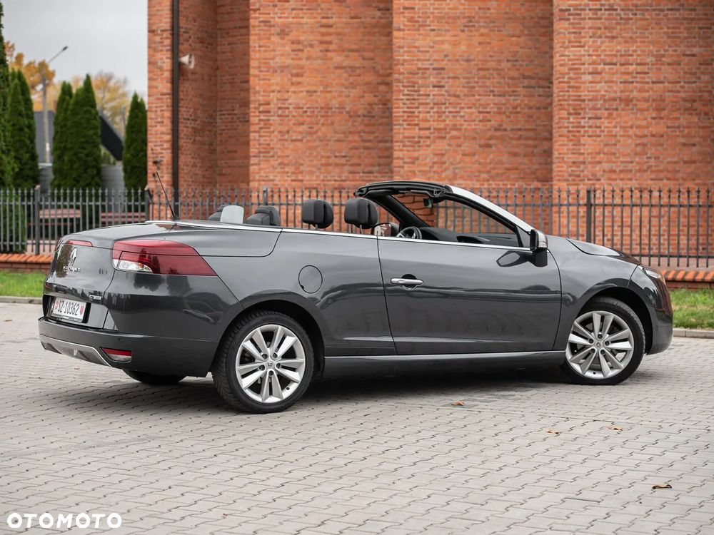 Renault Megane TCe 180 GT - 10
