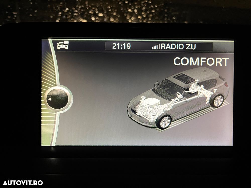 BMW Seria 1 120d Sport Line - 33