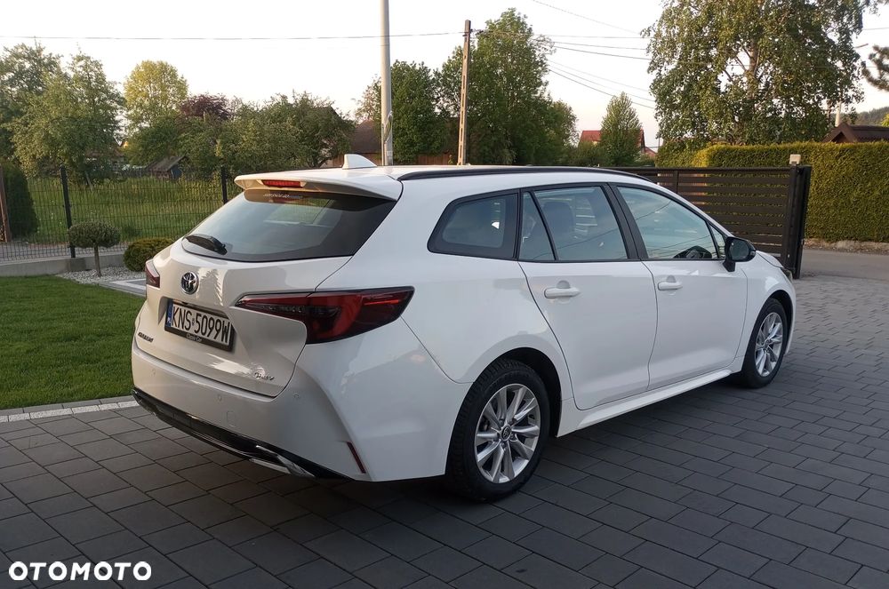Toyota Corolla 1.8 Hybrid Comfort - 6